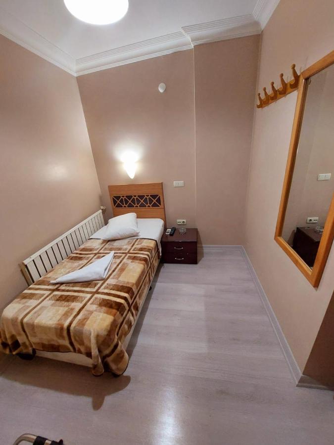 Otel Uemit Istanbul Eksteriør bilde