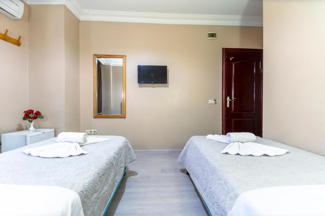 Otel Uemit Istanbul Eksteriør bilde